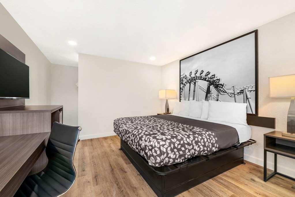 Super 8 By Wyndham Orlando Near Florida Mall Williamsburg Chambre photo