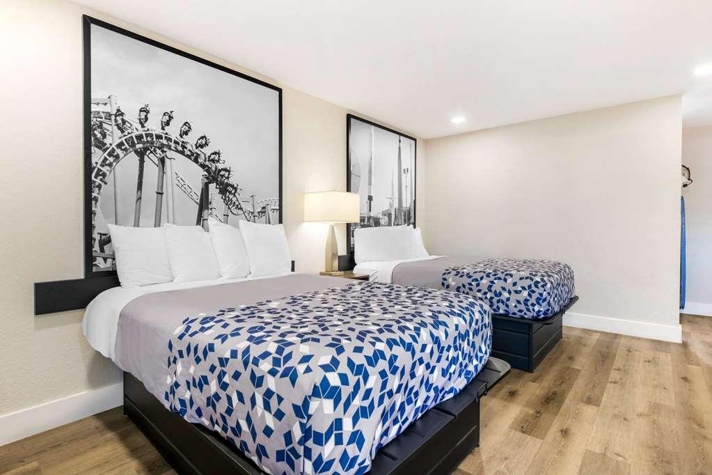 Super 8 By Wyndham Orlando Near Florida Mall Williamsburg Chambre photo